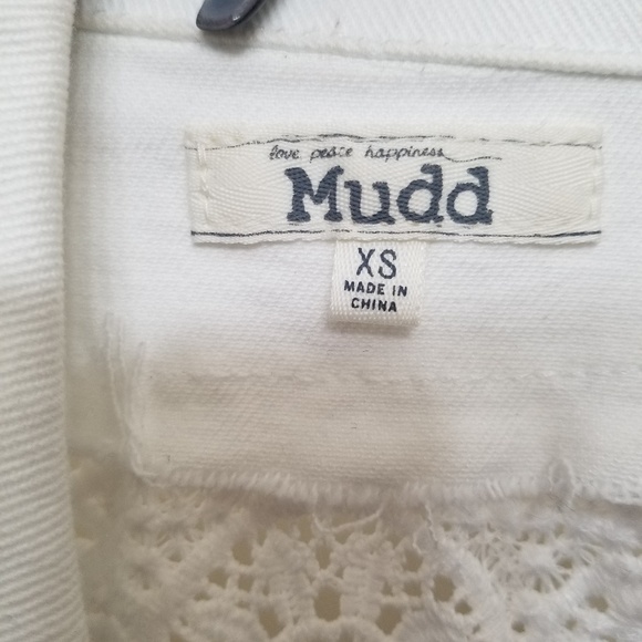 Sleeveless jean jacket - Picture 3 of 3